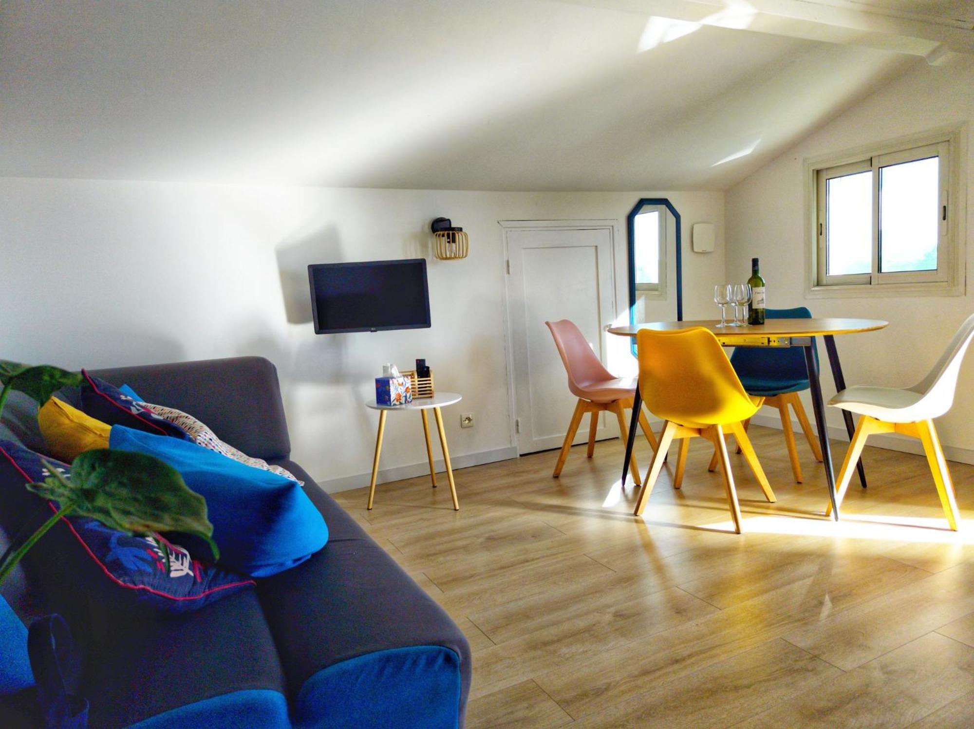 Maison Des Chenes 64 - Independant Apartment With Terrasse Boucau Eksteriør bilde